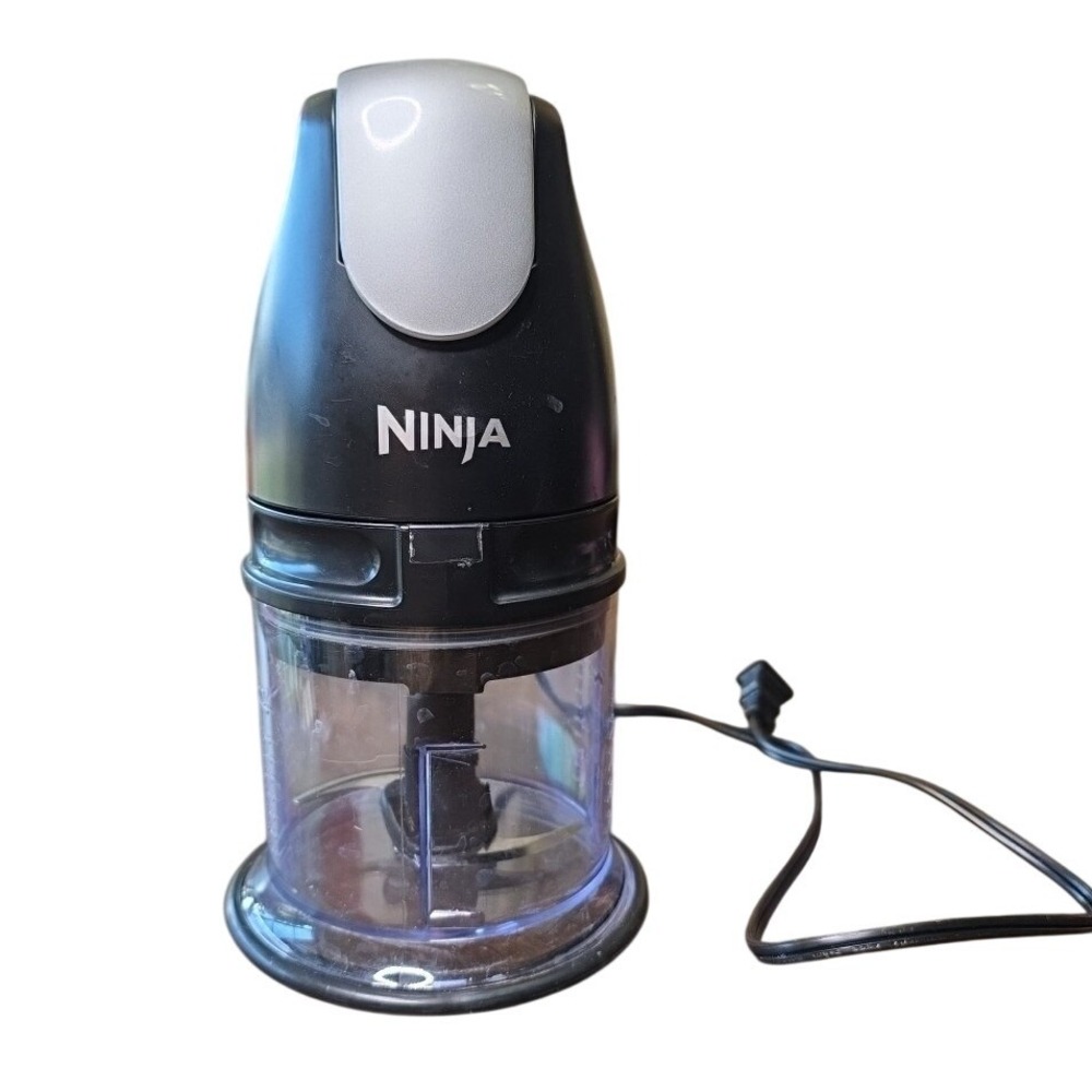 Ninja Black Food Processor QB1000 30 Chop Food Mince Puree with Blades & Bowl